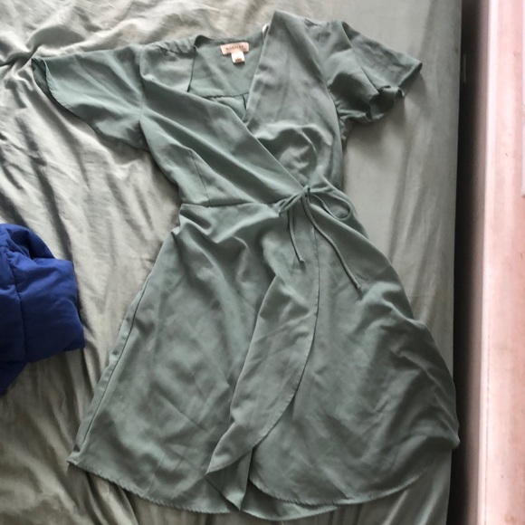 2/$15 Monteau dress - Picture 3 of 3